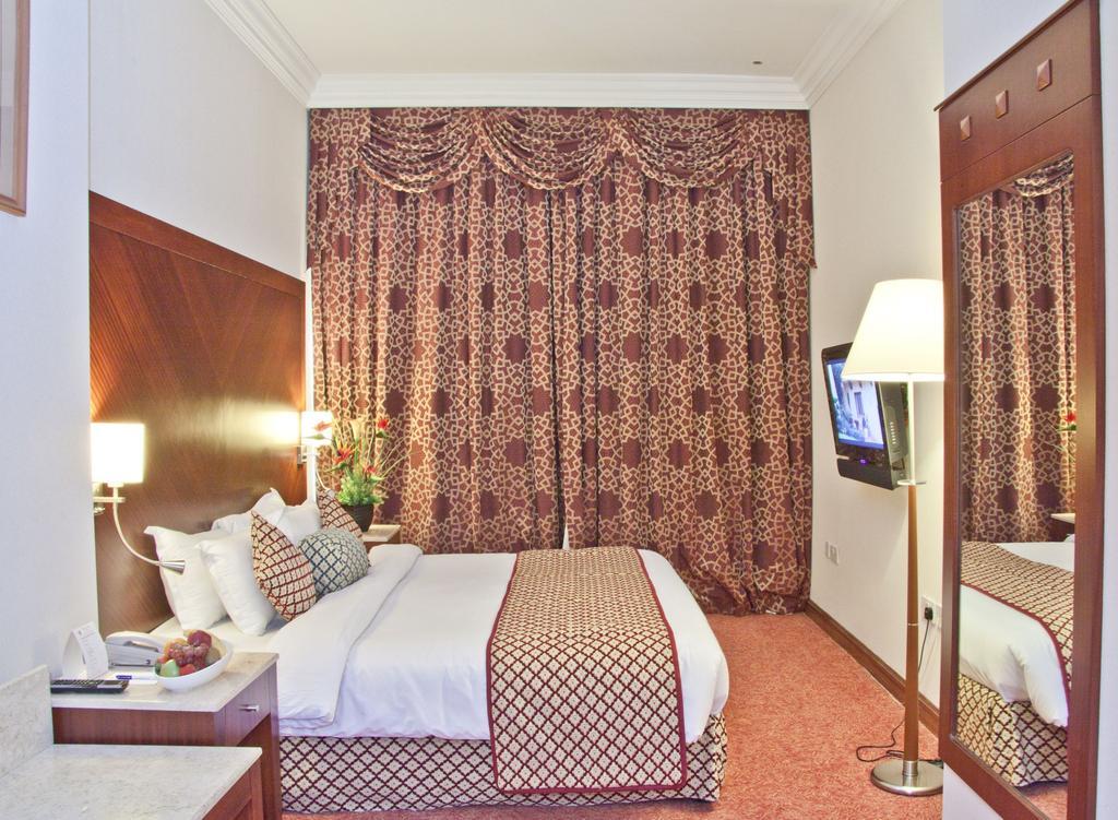 فندق دبيفي  فندق ريجنت بالاس المظهر الخارجي الصورة
