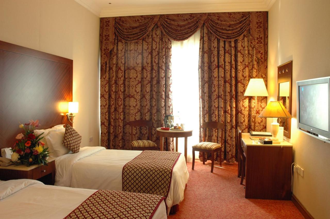 فندق دبيفي  فندق ريجنت بالاس المظهر الخارجي الصورة